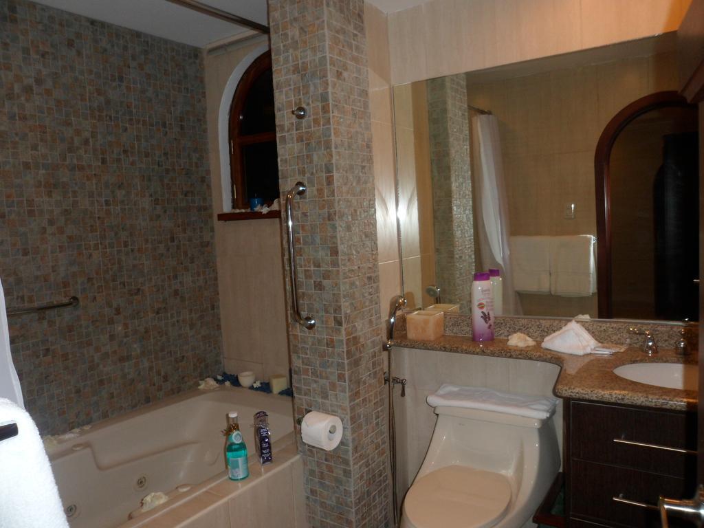 Hotel Maria Isabel Manta 外观 照片